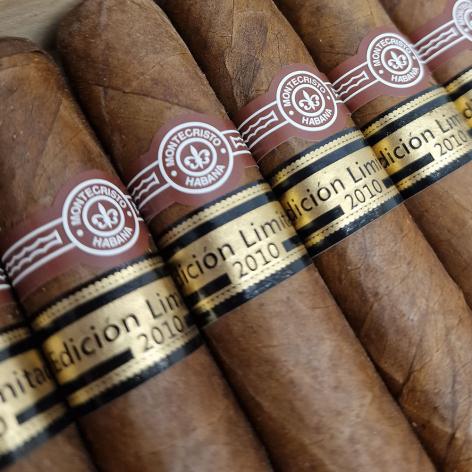 Lot 180 - Montecristo Grand Edmundo