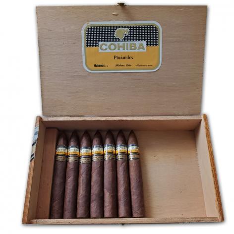 Lot 181 - Cohiba Piramides