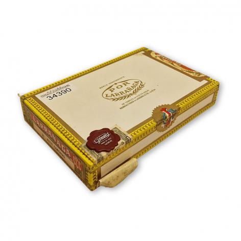 Lot 181 - Por Larranaga Petit Coronas