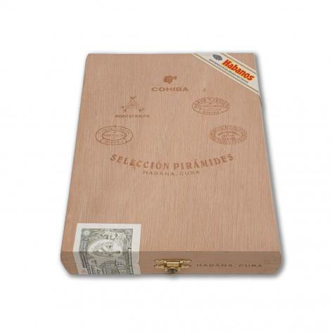 Lot 184 - Seleccion Piramides