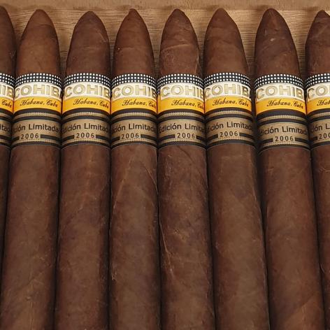 Lot 189 - Cohiba  Piramides 