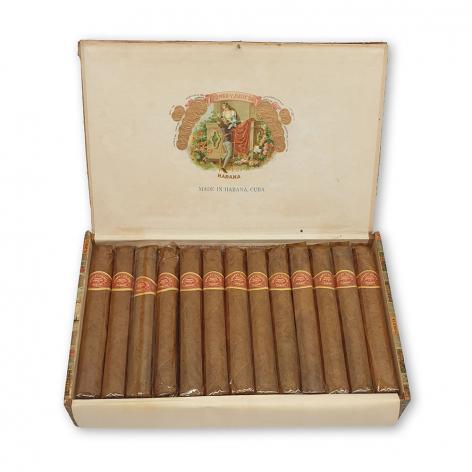 Lot 18 - Romeo y Julieta Clarines 