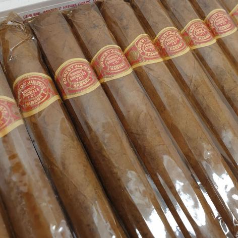 Lot 18 - Romeo y Julieta Clarines 