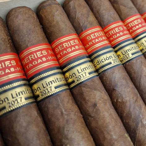 Lot 190 - Partagas Serie No. 1