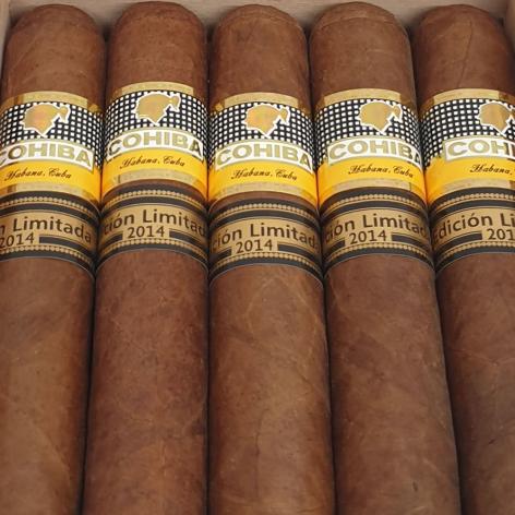 Lot 191 - Cohiba Robustos Supremos