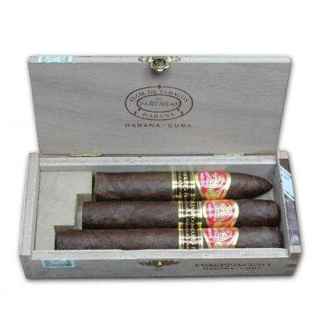 Lot 193 - Partagas Maduro gift box