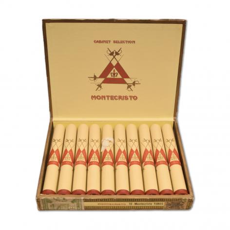 Lot 193 - Montecristo Tubos