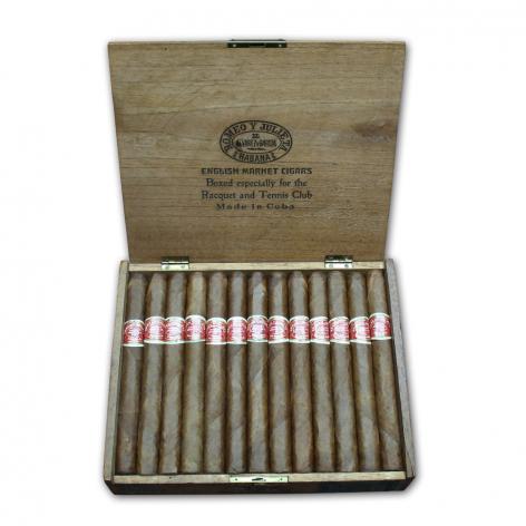 Lot 194 - Romeo y Julieta Cetros