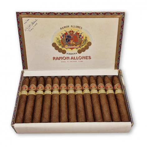 Lot 196 - Ramon Allones Belicosos Finos