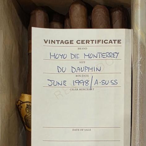 Lot 197 - Hoyo de Monterrey Le Hoyo du Dauphin
