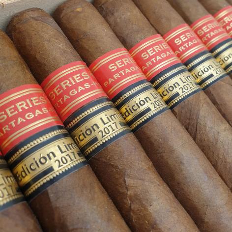 Lot 198 - Partagas Serie No.1 