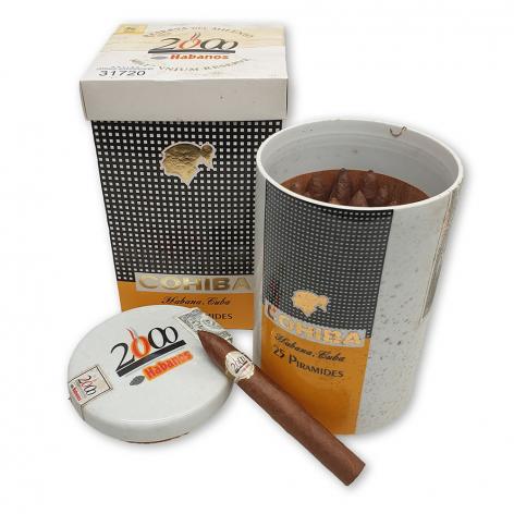 Lot 19 - Cohiba Piramides