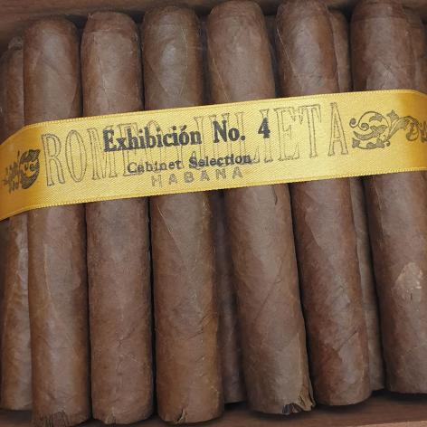 Lot 19 - Romeo y Julieta Exhibicion No.4