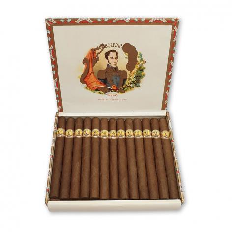 Lot 19 - Bolivar Coronas Gigantes 