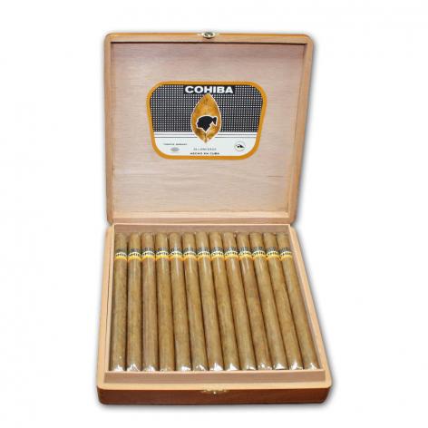 Lot 19 - Cohiba Lanceros