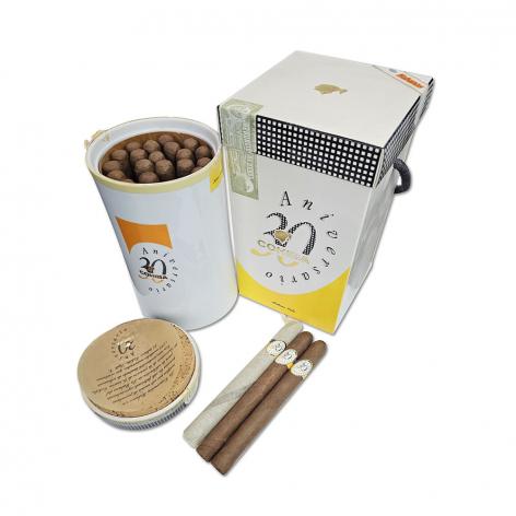 Lot 1 - Cohiba Siglo V - 30 Aniversario Jar