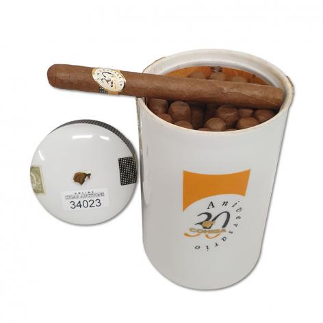 Lot 1 - Cohiba Siglo V - 30 Aniversario Jar