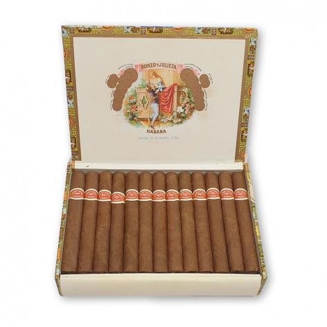 Lot 200 - Romeo y Julieta Coronas 