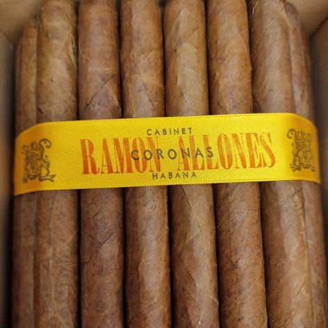 Lot 200 - Ramon Allones Coronas