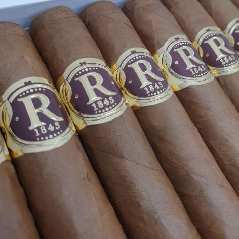 Lot 201 - Vegas Robaina Famosos 