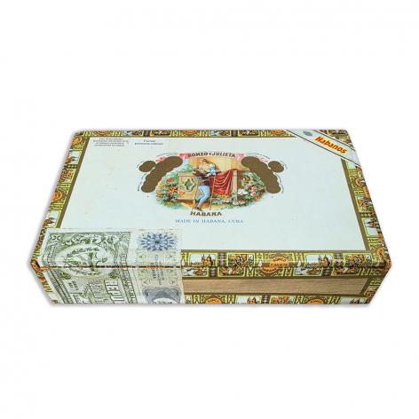 Lot 201 - Romeo y Julieta Exhibicion No.3
