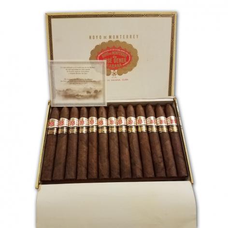 Lot 202 - Hoyo de Monterrey Piramides 