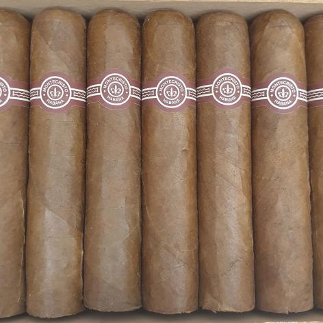 Lot 203 - Montecristo Petit Edmundo