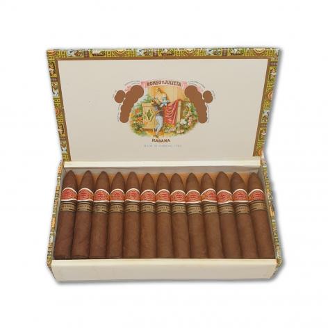 Lot 205 - Romeo y Julieta Petit Piramides 