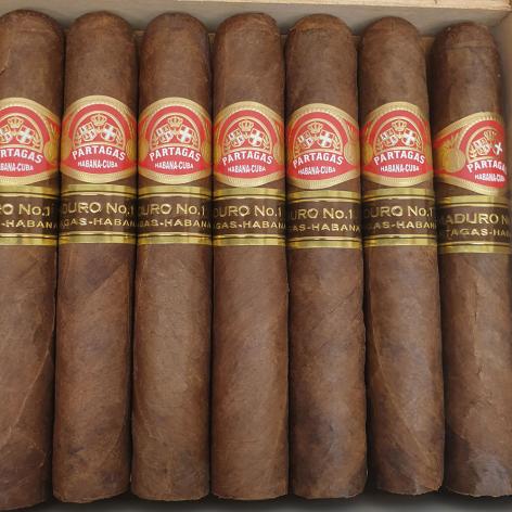 Lot 206 - Partagas Maduro No. 1