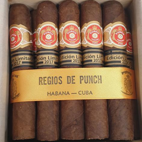 Lot 206 - Punch Regios de Punch