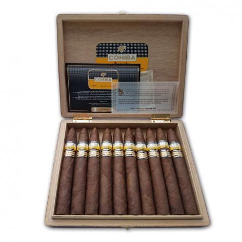 Lot 206 - Cohiba Piramides