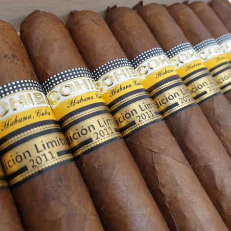 Lot 208 - Cohiba 1966