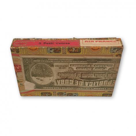 Lot 20 - Romeo y Julieta Petit Cetros 