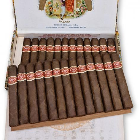 Lot 20 - Romeo y Julieta Tres Petit Coronas 