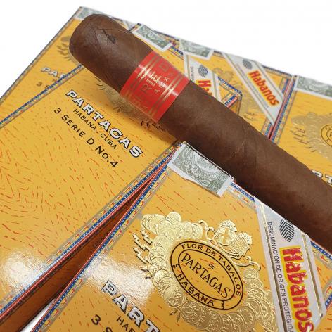 Lot 210 - Partagas Serie D No. 4 