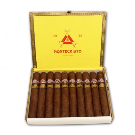 Lot 211 - Montecristo 520