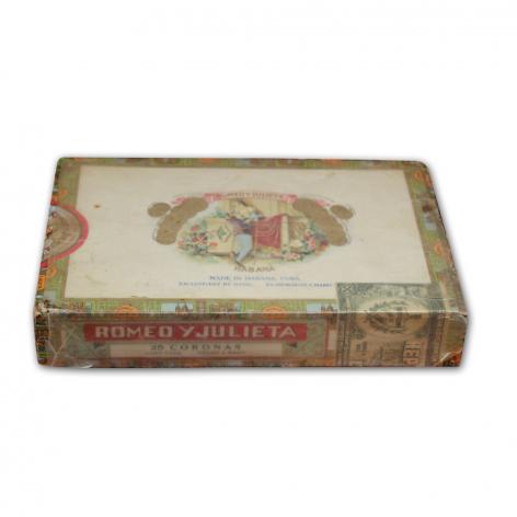 Lot 212 - Romeo y Julieta Coronas