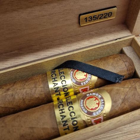 Lot 214 - Ramon Allones Specially Selected