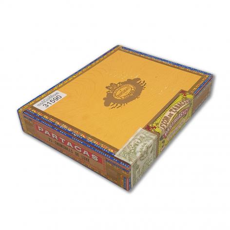 Lot 21 - Partagas Churchills de Luxe