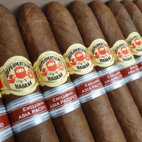 Lot 221 - Diplomaticos Bushido 