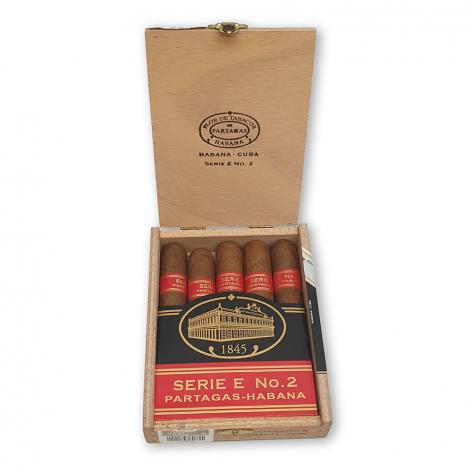 Lot 221 - Partagas Serie E No. 2