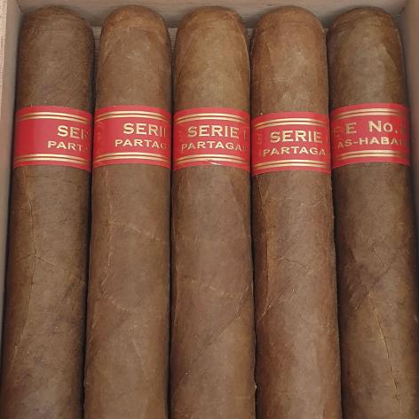Lot 221 - Partagas Serie E No. 2