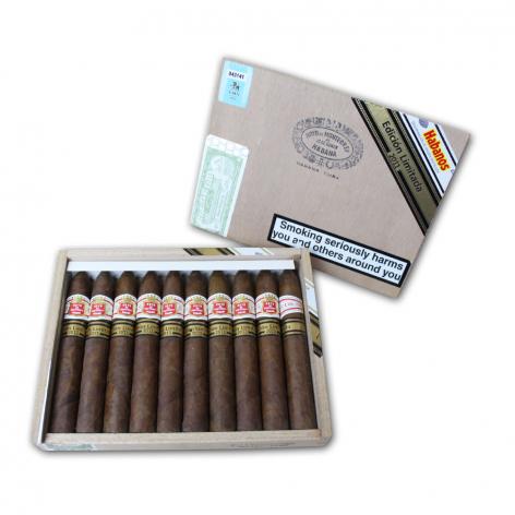 Lot 221 - Hoyo de Monterrey Short Hoyo Piramides