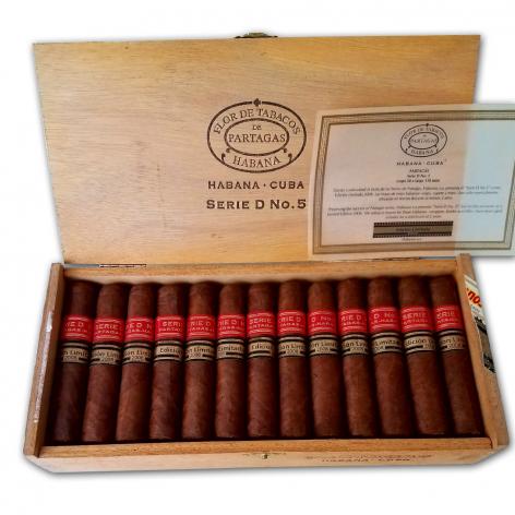 Lot 221 - Partagas Serie D No.5