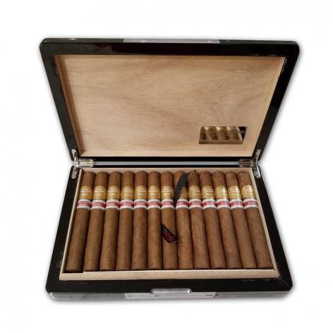 Lot 221 - Por Larranaga  Robusto Superior