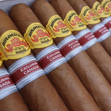Lot 222 - Diplomaticos Nortenos