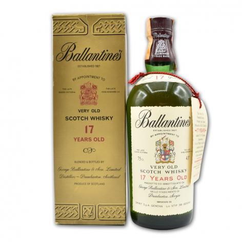 Lot 223 - Ballantines 17YO Very Old 1960s Gold Presentation Box