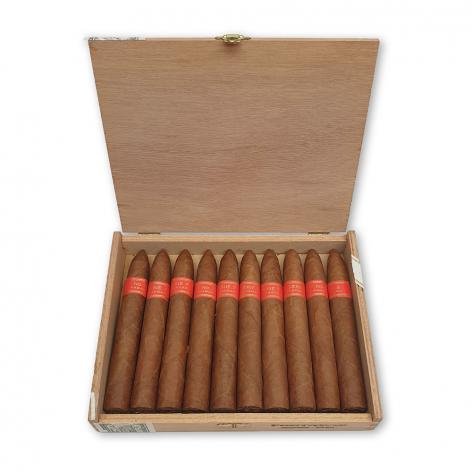 Lot 225 - Partagas Serie P No 2 