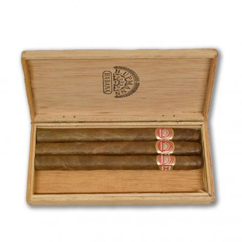 Lot 227 - H.Upmann Grenadiers