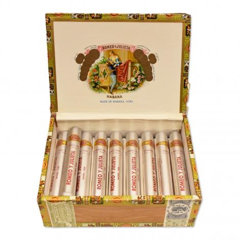 Lot 227 - Romeo y Julieta Romeo No. 2 de Luxe